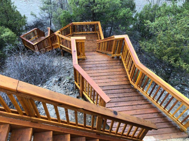Yellowstone River Houses, Steps to River - Gardiner MT Accommodations near Yellowstone - Steps